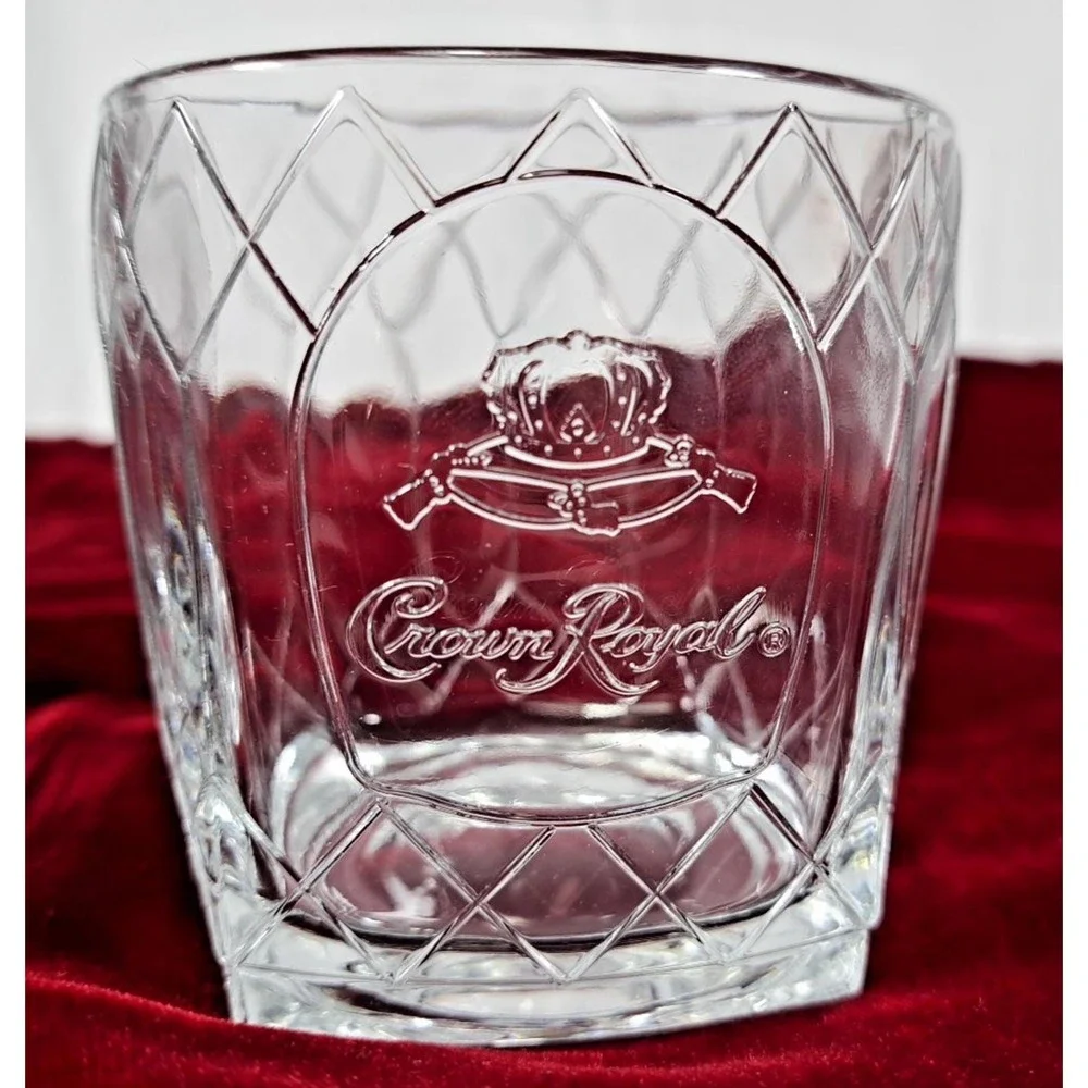 Set 2 Crown Royal Whiskey Lowball Glass Diamond Patern Embossed Logo 3-1/4
